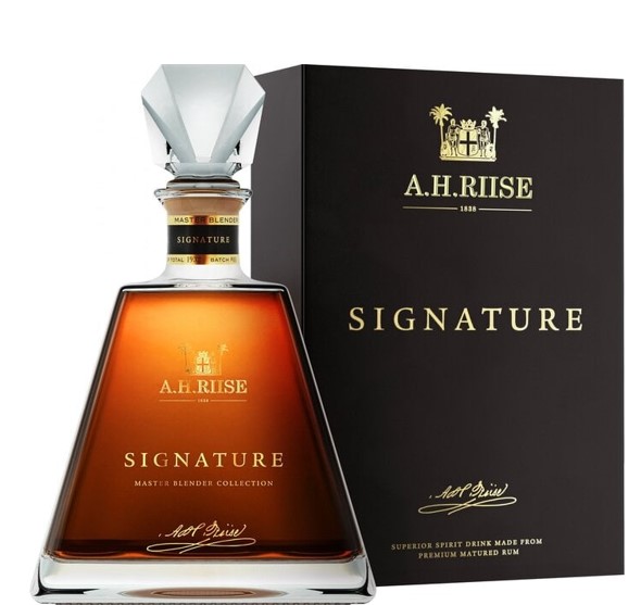 A.H. Riise Rum Signature 0,7l DD.